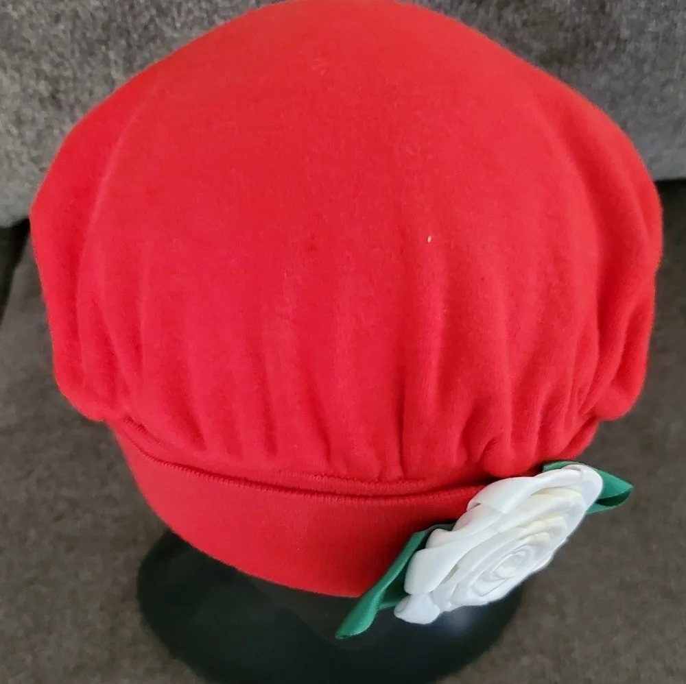 Peek-A-Boo Creations colors red